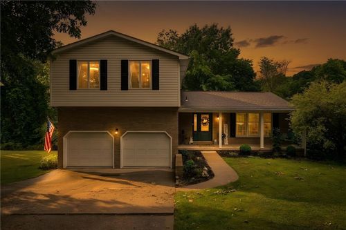4067 Briarwood Dr, Jeannette, PA, 15644-4054 | Card Image
