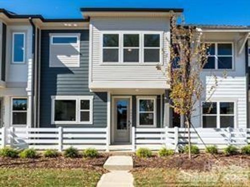 5451 Comiskey Aly, Kannapolis, NC, 28081-4352 | Card Image