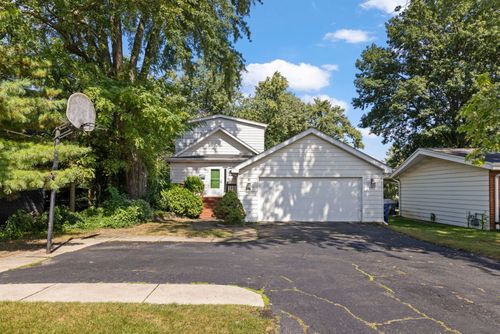 410 Chicago Ave, Clarendon Hills, IL, 60514-1138 | Card Image