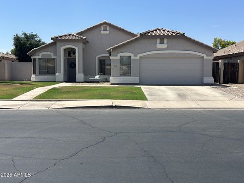 2249 E Manor Dr, Gilbert, AZ, 85296-2147 | Card Image
