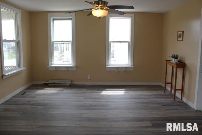 213 Elliott St, House other with 3 bedrooms, 2 bathrooms and null parking in Kewanee IL | Image 4