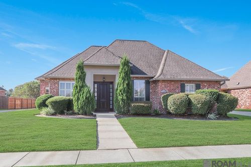 13298 Brookcrest Dr, Walker, LA, 70785-5528 | Card Image