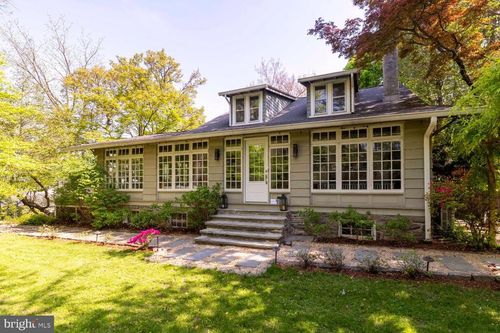 9343 Stenton Ave, ERDENHEIM, PA, 19038-8209 | Card Image