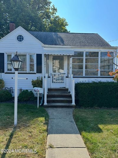 161 Manor Street, House other with 3 bedrooms, 2 bathrooms and null parking in South Amboy NJ | Image 1