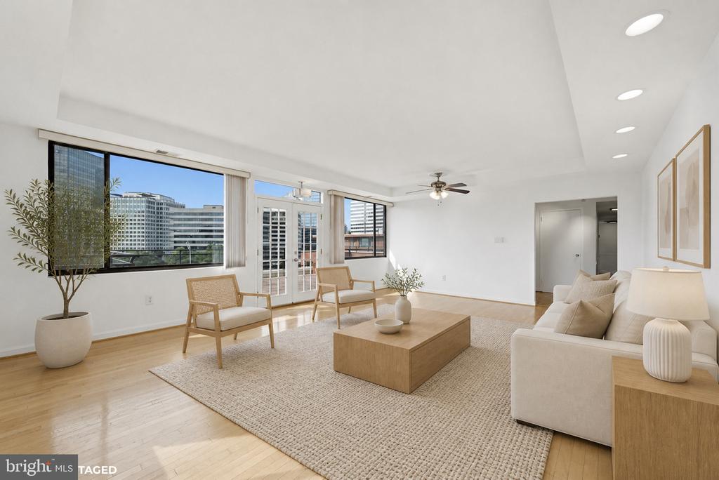 Residential in ARLINGTON 5