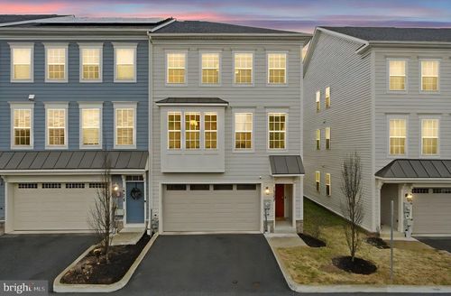 10237 Travilah Grove Cir, ROCKVILLE, MD, 20850-3846 | Card Image