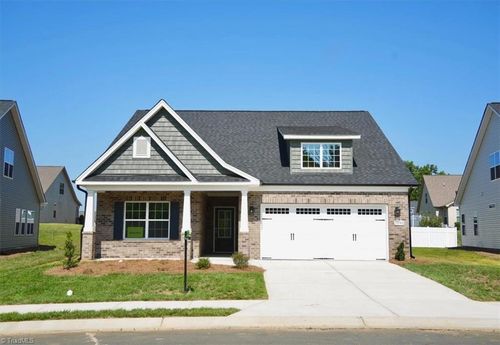 101-1040 Fairhaven Dr, Mebane, NC, 27302-7842 | Card Image