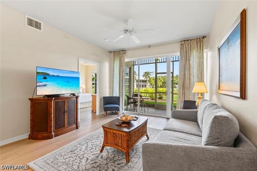 611-7940 Mahogany Run Ln, NAPLES, FL, 34113-1737 | Card Image