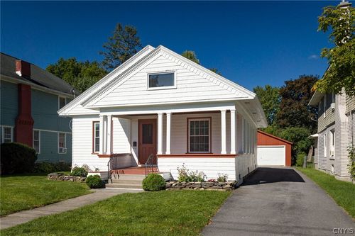 716 Sherman St, Watertown, NY, 13601-4313 | Card Image