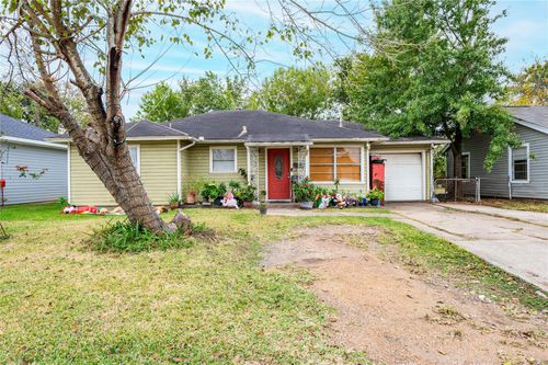 1504 Harris Ave, Pasadena, TX, 77506-3720 | Card Image