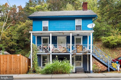 56 W Main St, HANCOCK, MD, 21750-1409 | Card Image