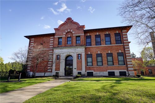 115 Gregory Park, Rochester, NY, 14620-1356 | Card Image