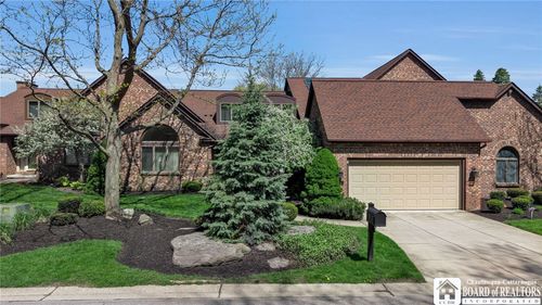 161 Hidden Ridge Cmn, Amherst, NY, 14221-5765 | Card Image
