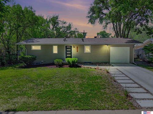6215 Randolph St, Lincoln, NE, 68510-3956 | Card Image
