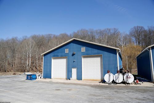 93 Bierer Ln, Morgantown, WV, 26508-9012 | Card Image