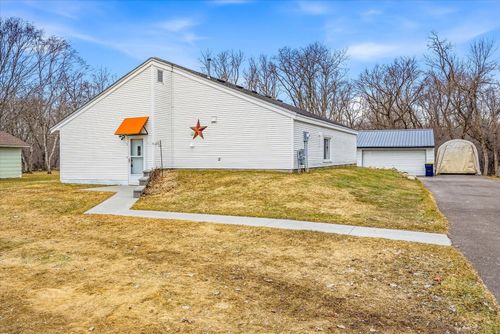 30120 Akerson St, Lindstrom, MN, 55045-9561 | Card Image