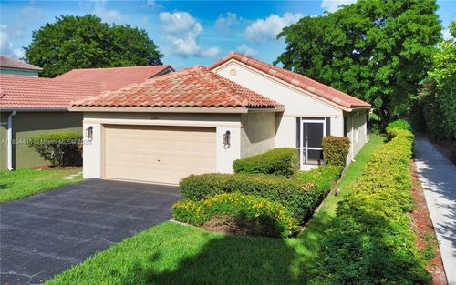 1583 Presidio Dr, Weston, FL, 33327-1766 | Card Image