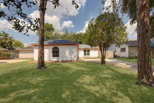 5026 Court Rd, Houston, TX, 77053-4405 | Card Image