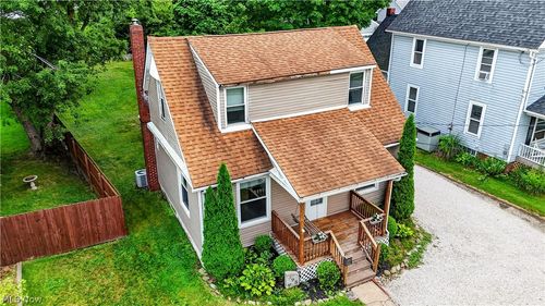 395 High Street, Wadsworth, OH, 44281 | Card Image