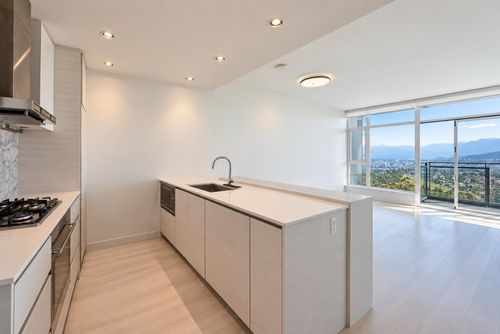 4809-4670 Assembly Way, Burnaby, BC, V5H0H3 | Card Image