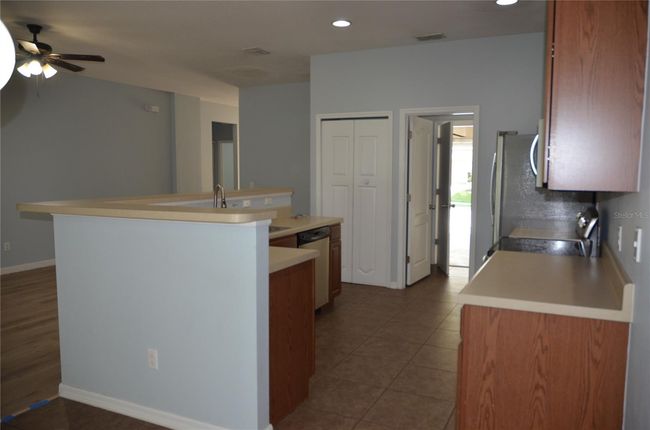 1569 Rosedowne Way, House other with 3 bedrooms, 2 bathrooms and null parking in APOPKA FL | Image 8
