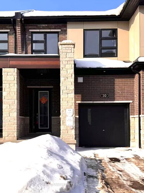 10 John Way West, Markham, ON, L4G8A2 | Card Image