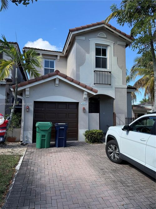 0-904 Sw 154th Path, Miami, FL, 33194-2744 | Card Image