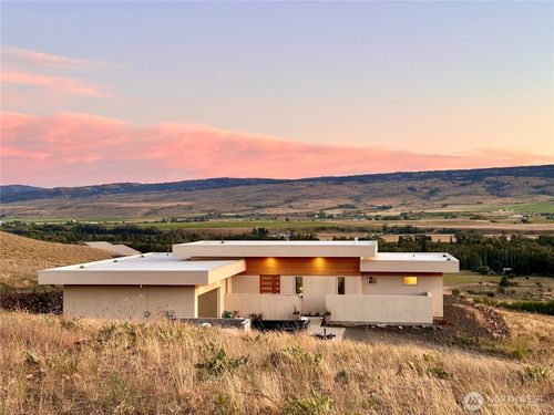 690 High Ranch Rd, Ellensburg, WA, 98926 | Card Image