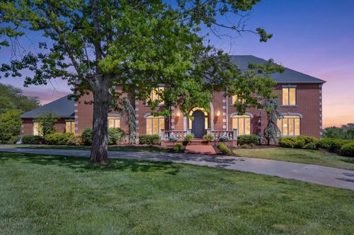 1690 S Royal Drive, Springfield, MO, 65809 | Card Image
