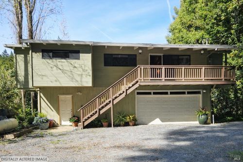 16868 Center Way, Guerneville, CA, 95446-9432 | Card Image