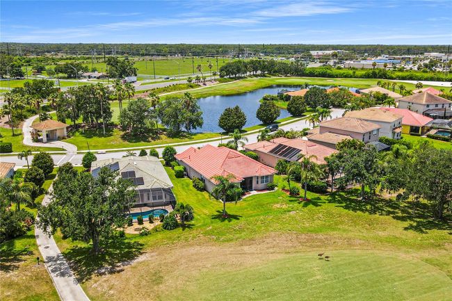 8906 Stone Harbour Loop, House other with 3 bedrooms, 2 bathrooms and null parking in BRADENTON FL | Image 33
