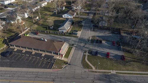 12200 Johnson Dr, Shawnee, KS, 66216-1910 | Card Image