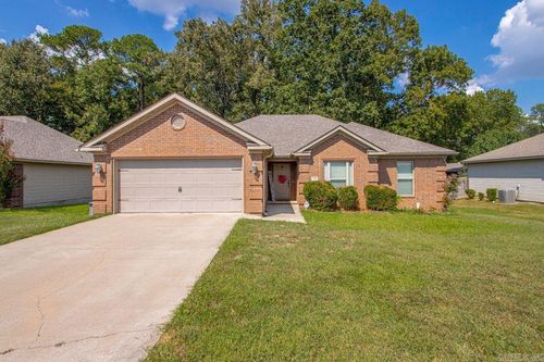 3500 Hampton Dr, Benton, AR, 72015-5004 | Card Image