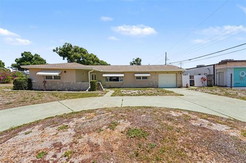 6388 21st Ave N, St Petersburg, FL, 33710-4844 | Card Image