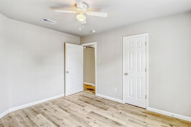 There’s plenty of space for a queen-size bedroom set, along with a dedicated closet for convenient storage. | Image 26