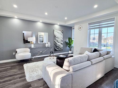 21-1222 Rose Way, Milton, ON, L9E1P2 | Card Image