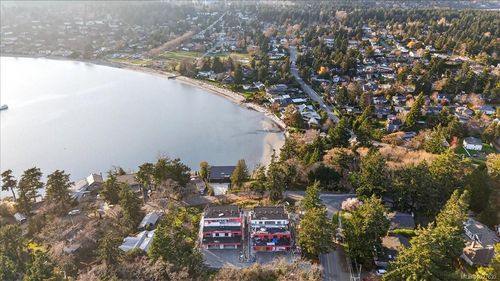 2-2737 Tudor Ave, Victoria, BC, V8N1L6 | Card Image