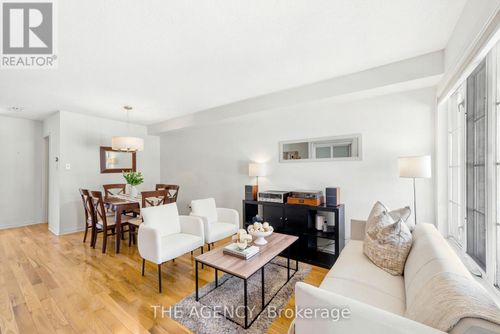 3 Waterton Cres, Richmond Hill, ON, L4B4L7 | Card Image