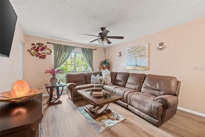 913 - 2625 State Road 590, Condo with 1 bedrooms, 1 bathrooms and null parking in Clearwater FL | Image 2