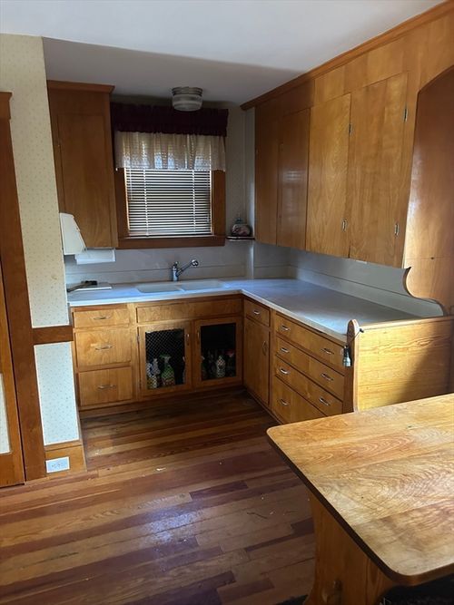 355 Washington St, Melrose, MA, 02176-4321 | Card Image