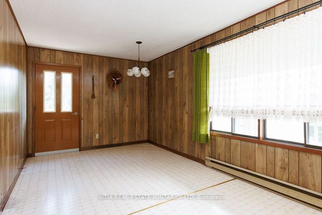 37364 Londesboro Rd, Home with 3 bedrooms, 2 bathrooms and 20 parking in Goderich ON | Image 27