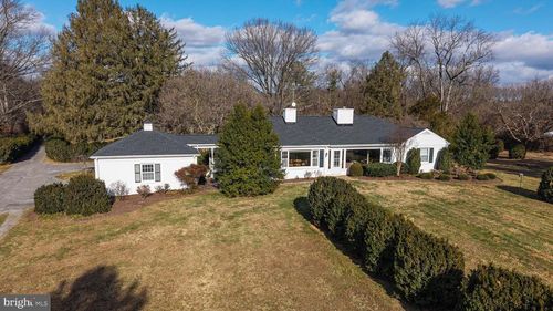 374 Clay Hill Rd, BOYCE, VA, 22620-2445 | Card Image