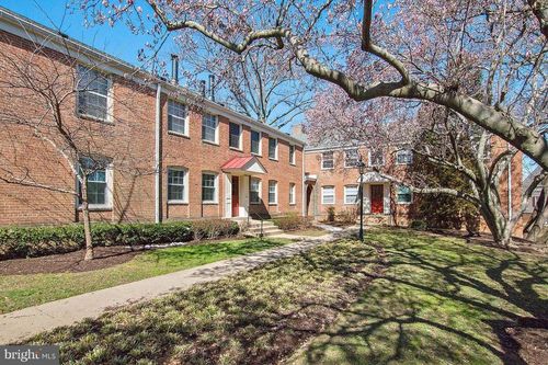101-2409 Arlington Blvd, ARLINGTON, VA, 22201-1317 | Card Image