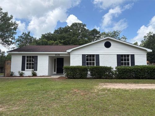 1121 Orangeburg Dr W, Mobile, AL, 36608-4241 | Card Image