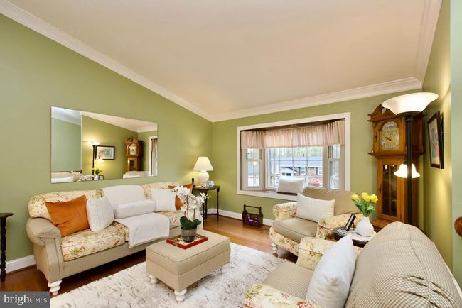 6690 Old Blacksmith Dr, House other with 5 bedrooms, 3 bathrooms and null parking in BURKE VA | Image 6