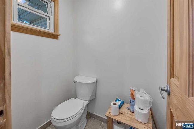 8 Carlisle Ct, House other with 4 bedrooms, 3 bathrooms and null parking in Edison NJ | Image 23