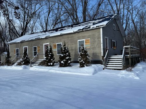 283 Front Street, Farmington, ME, 04938 | Card Image