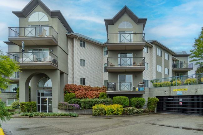 215 - 32725 George Ferguson Way, Condo with 2 bedrooms, 2 bathrooms and 1 parking in Abbotsford BC | Image 1