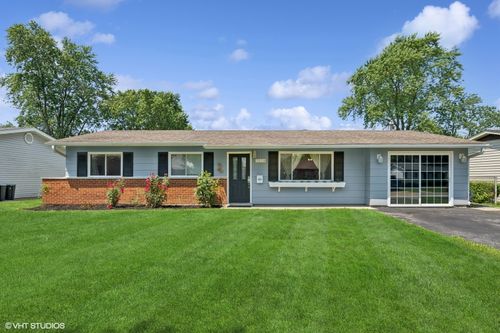 7018 Orchard Ln, Hanover Park, IL, 60133-6428 | Card Image