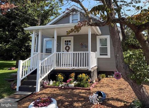 12 Chester St, PENNSVILLE, NJ, 08070 | Card Image